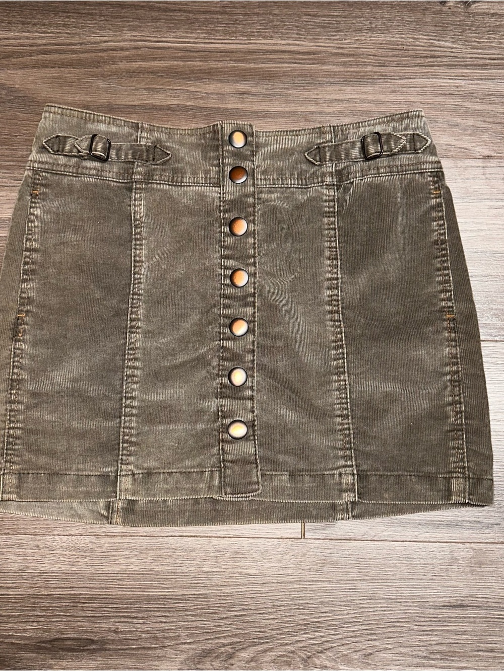 Gap Olive Green Mini Skirt Corduroy Y2K 
 Button-Front Pockets Y2K